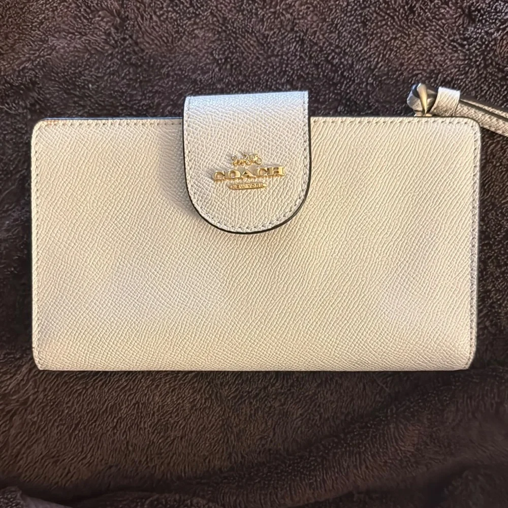 Coach Gold and Cream Wristlet - Picture 9 of 10
